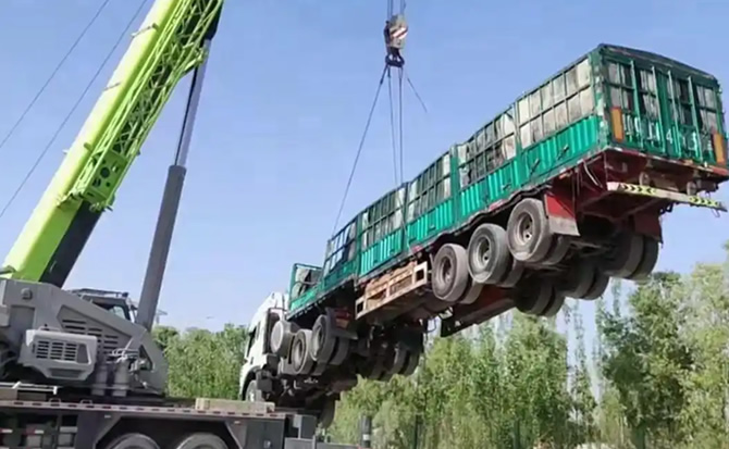 乐东道路脱困救援案例