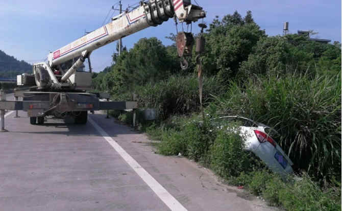 乐东重载吊车救援 乐东重载吊车救援